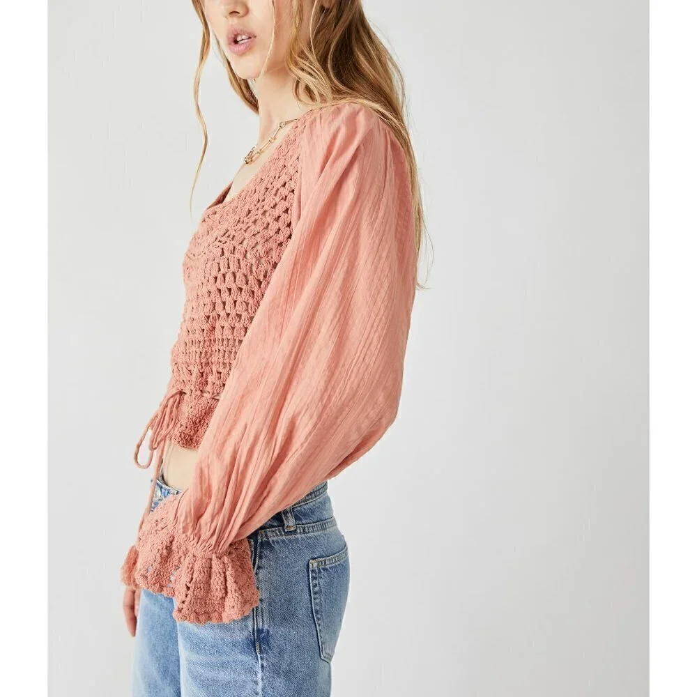 FREE PEOPLE Megan Crochet Top Shirt / Coral Sand S